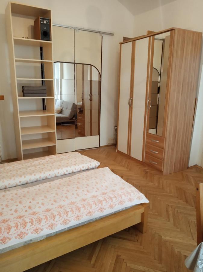 Konstel Praga